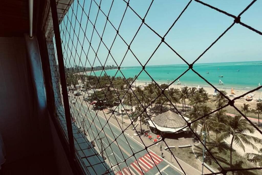 Apartamento Beira-mar Completo Na Orla Da Pajucara Apartamento *